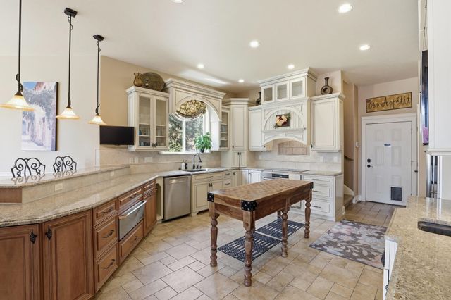 5004 S Buell Ln, Spokane, WA 99224