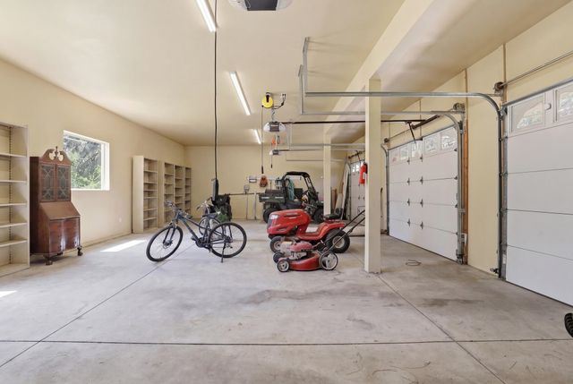 5004 S Buell Ln, Spokane, WA 99224