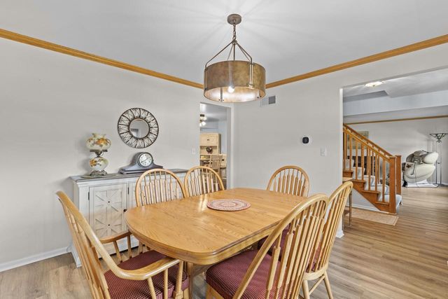 N103W16612 Country COURT, Germantown, WI 53022