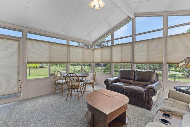 N103W16612 Country COURT, Germantown, WI 53022