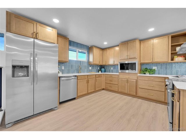 9230 W Dakota Ave, Lakewood, CO 80226