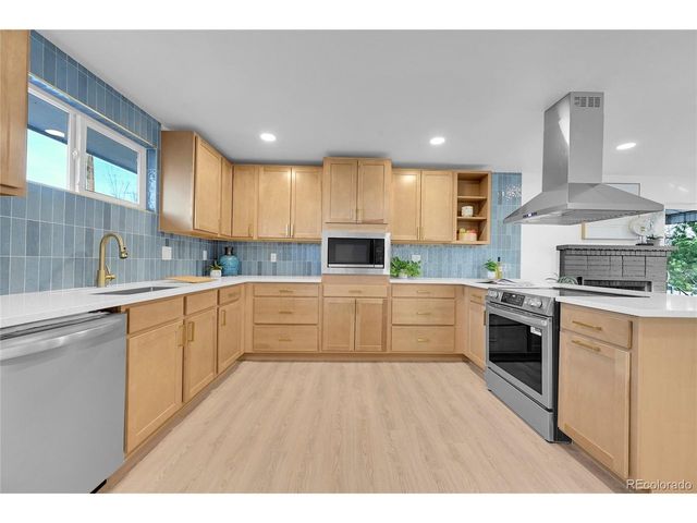 9230 W Dakota Ave, Lakewood, CO 80226