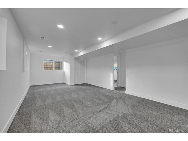 9230 W Dakota Ave, Lakewood, CO 80226