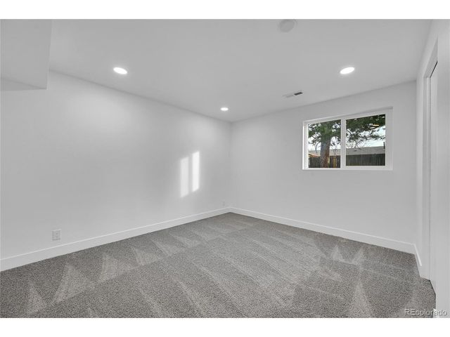 9230 W Dakota Ave, Lakewood, CO 80226