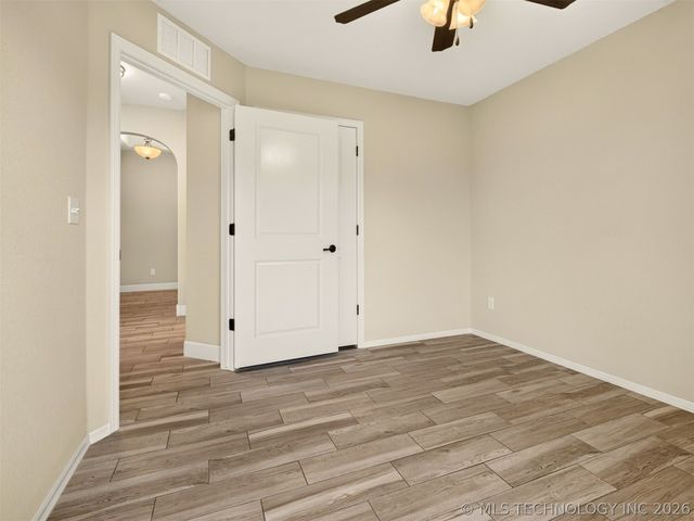 13301 N 59th East Place, Collinsville, OK 74021