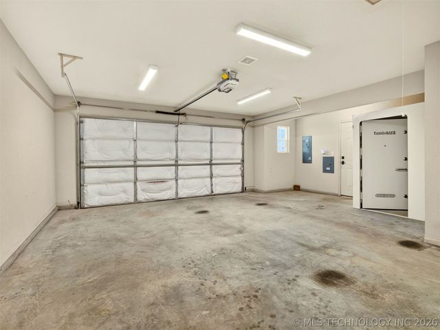 13301 N 59th East Place, Collinsville, OK 74021