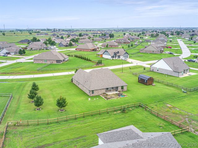 13301 N 59th East Place, Collinsville, OK 74021
