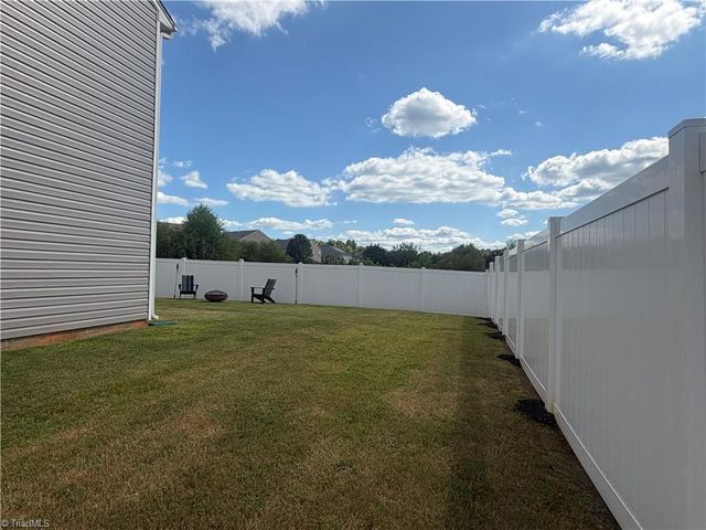 6947 Saddlebred Drive, Trinity, NC 27370