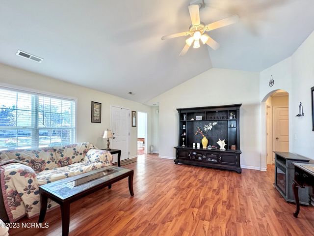 1047 Jt Westfield Drive, Leland, NC 28451