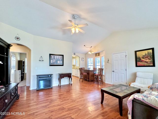 1047 Jt Westfield Drive, Leland, NC 28451