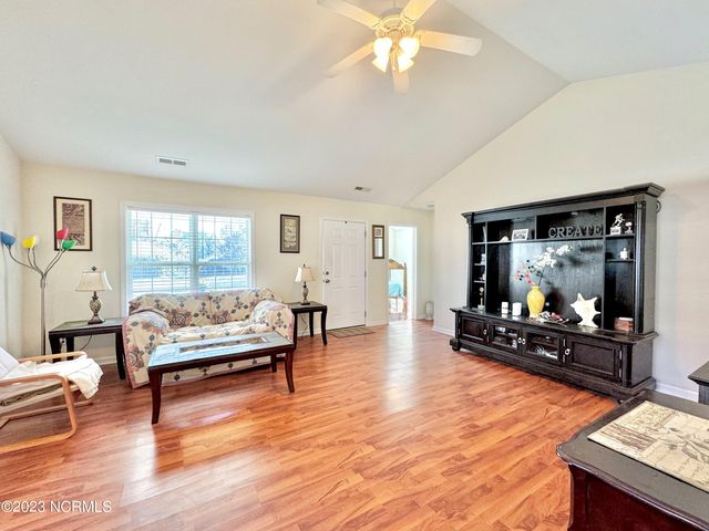 1047 Jt Westfield Drive, Leland, NC 28451