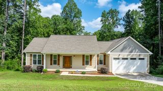 1210 Kensington Circle, Newton, NC 28658
