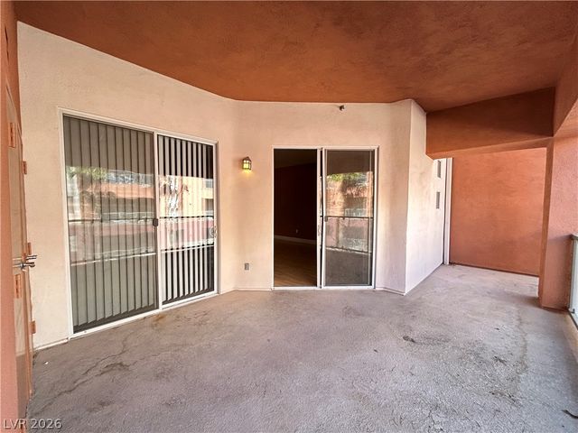 35 East Agate Avenue 304, Las Vegas, NV 89123