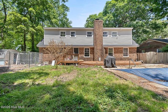 213 Hardee Circle, Greenville, NC 27858