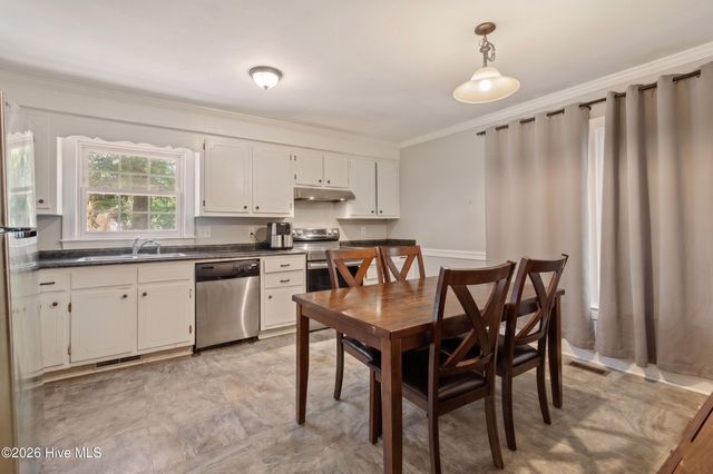 213 Hardee Circle, Greenville, NC 27858