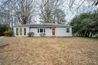 171 Applewood Drive, Lewisville, NC 27023
