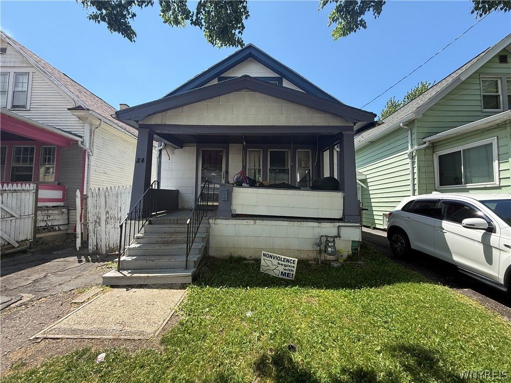 84 East End Avenue, Buffalo, NY 14225