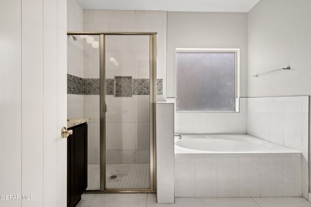 236 S MANZANITA Drive, El Paso, TX 79928