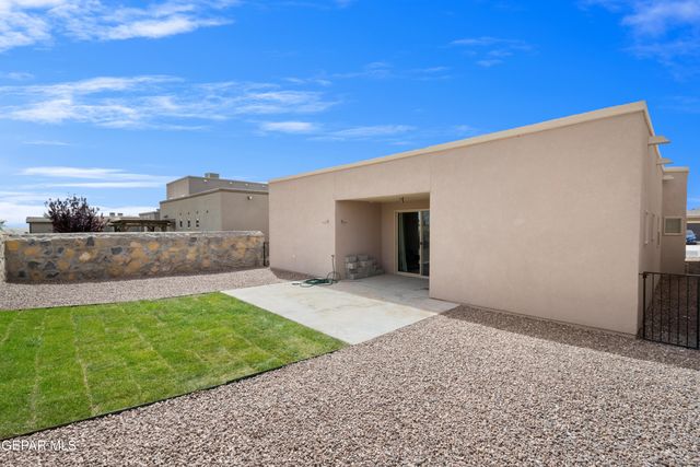 236 S MANZANITA Drive, El Paso, TX 79928