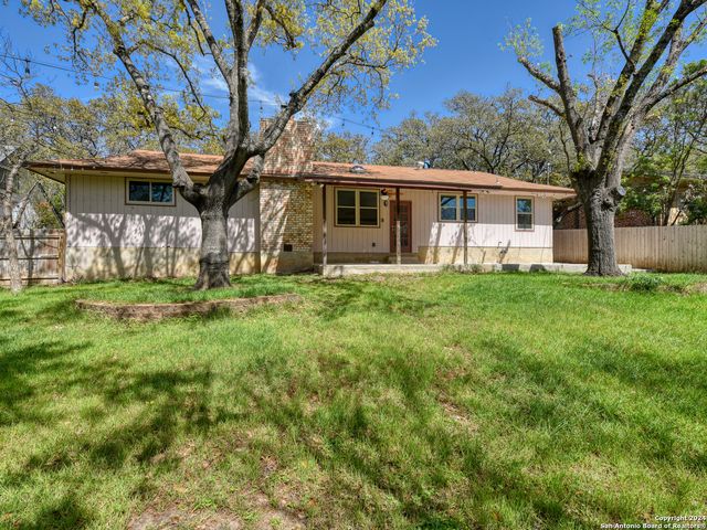 3322 CASTLEDALE DR, San Antonio, TX 78230
