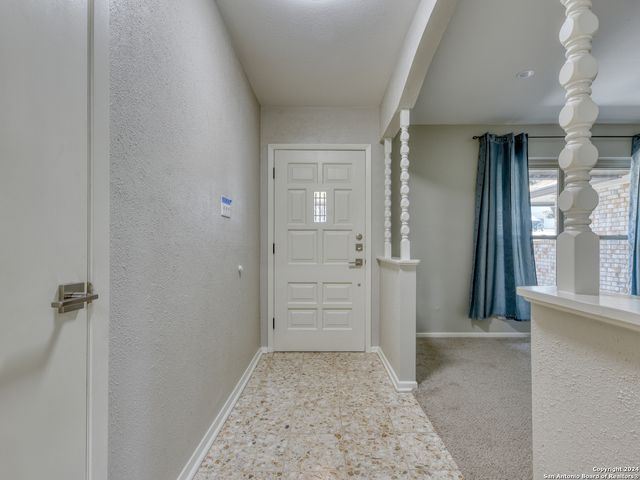 3322 CASTLEDALE DR, San Antonio, TX 78230