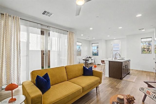 72 Kimberlite Drive, Henderson, NV 89011