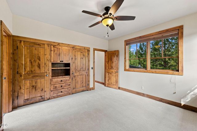 61673 Tam McArthur Loop, Bend, OR 97702
