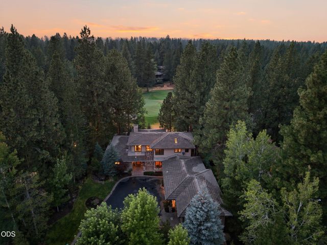 61673 Tam McArthur Loop, Bend, OR 97702