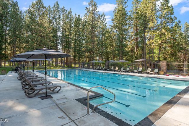 61673 Tam McArthur Loop, Bend, OR 97702
