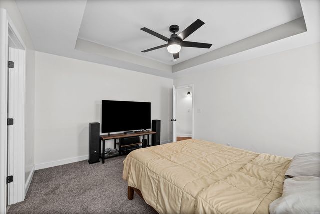 604 Hollow Crst, Clarksville, TN 37042