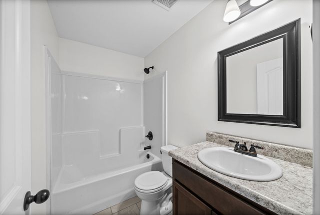 604 Hollow Crst, Clarksville, TN 37042