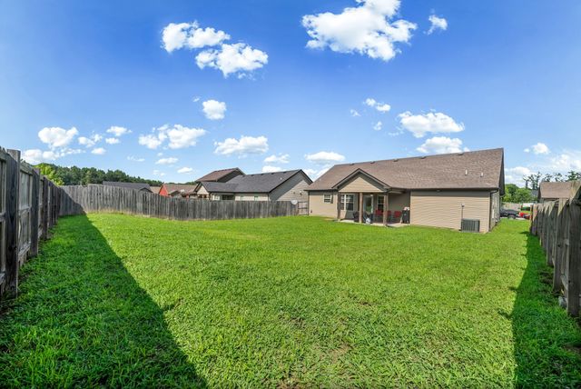 604 Hollow Crst, Clarksville, TN 37042