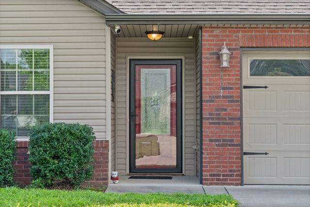 604 Hollow Crst, Clarksville, TN 37042