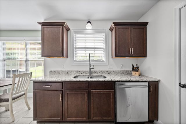 604 Hollow Crst, Clarksville, TN 37042