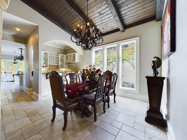 11 La Scala Court, Little Rock, AR 72212