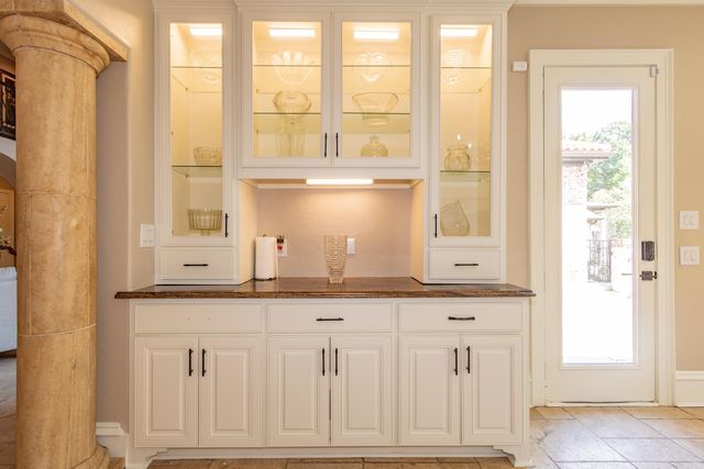 11 La Scala Court, Little Rock, AR 72212