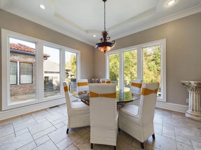 11 La Scala Court, Little Rock, AR 72212