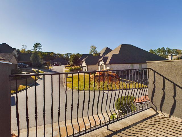 11 La Scala Court, Little Rock, AR 72212