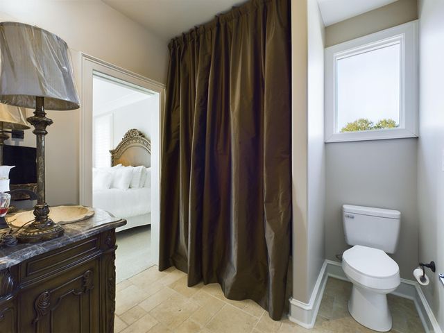 11 La Scala Court, Little Rock, AR 72212