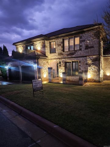 11 La Scala Court, Little Rock, AR 72212