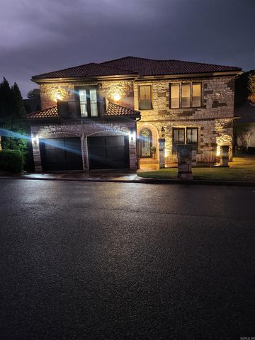 11 La Scala Court, Little Rock, AR 72212