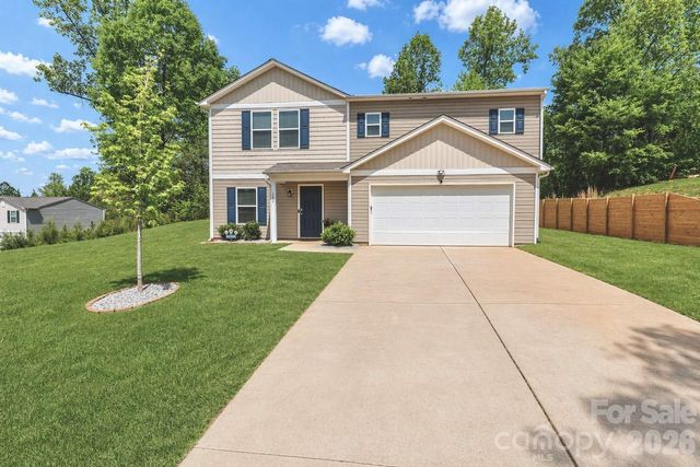 162 Four Andrews Drive, Harmony, NC 28634