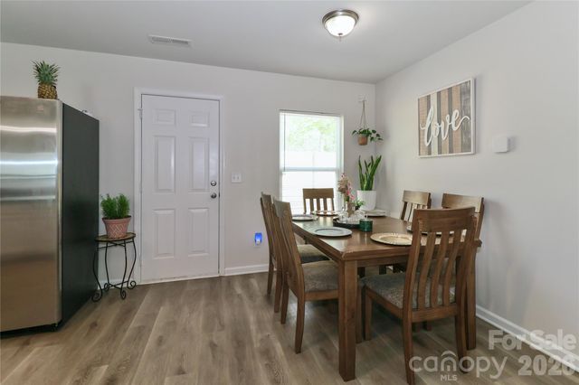 162 Four Andrews Drive, Harmony, NC 28634