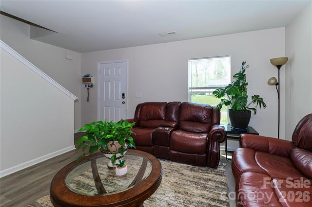 162 Four Andrews Drive, Harmony, NC 28634