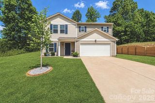 162 Four Andrews Drive, Harmony, NC 28634