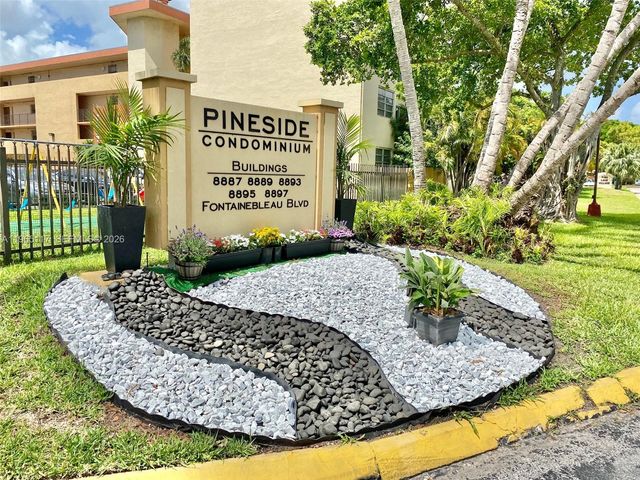 8897 Fontainebleau Blvd 303, Miami, FL 33172