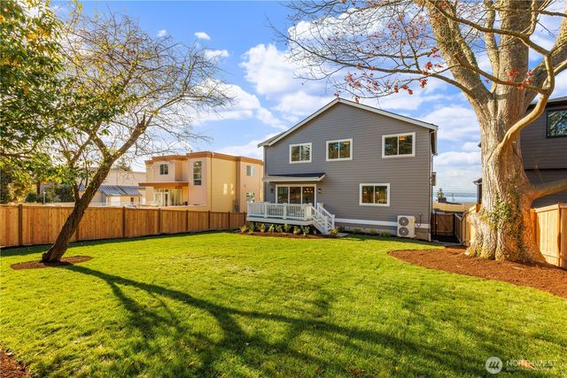 20128 21st Avenue NW, Shoreline, WA 98177