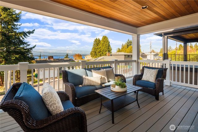 20128 21st Avenue NW, Shoreline, WA 98177