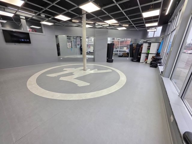 2329 W Belmont Avenue, Chicago, IL 60618