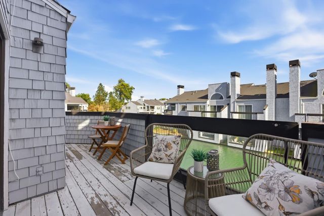 72 Cape Hatteras Court, Redwood City, CA 94065